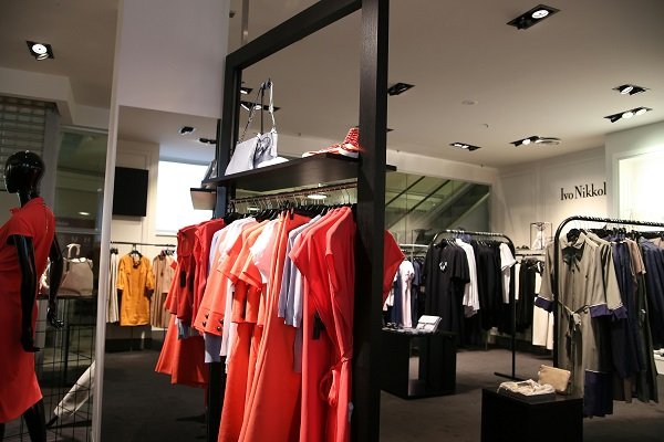 20 Brand Fashion Lokal Thailand yang Wajib Dibeli Saat Belanja di Bangkok
